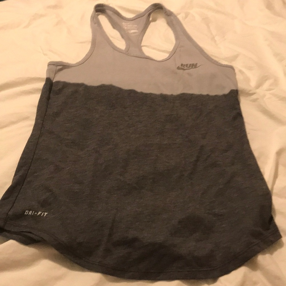 Nike Razorback tank - Picture 3 of 3